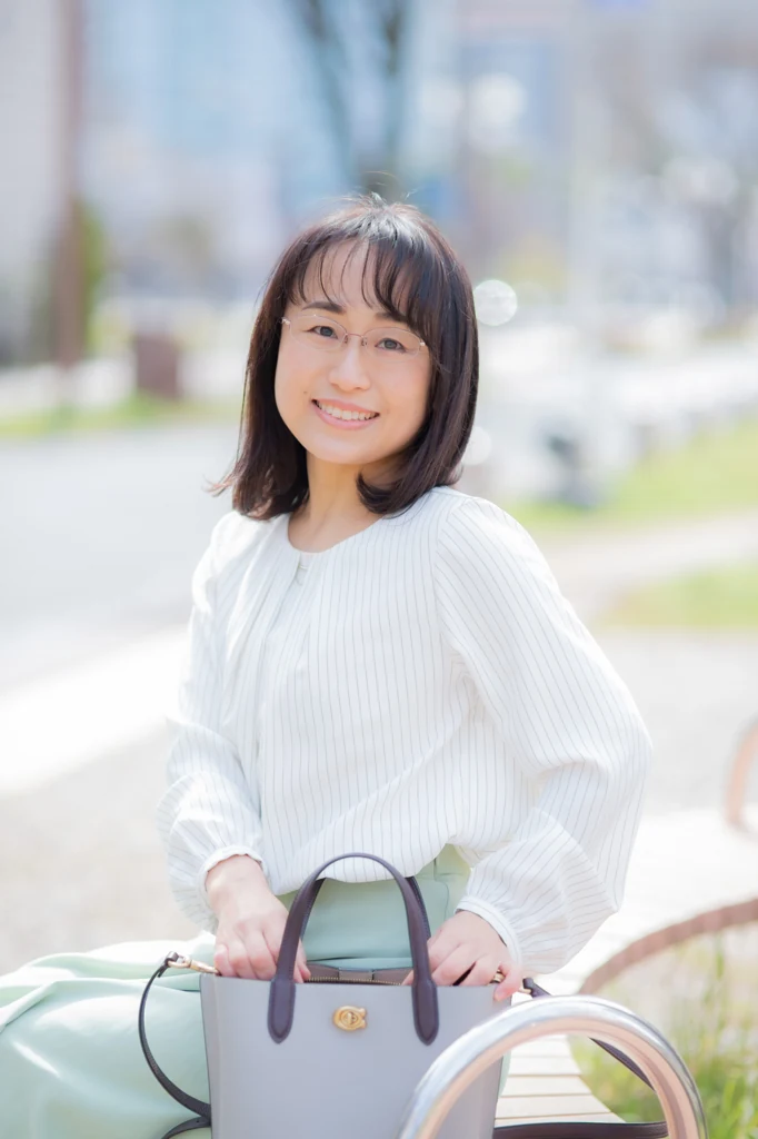足立美和の登録写真